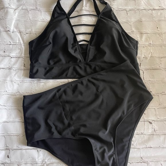 *SOLD* Shein Ladder Cut Out Black High Waisted Bikini NWT 3X - Picture 3 of 7